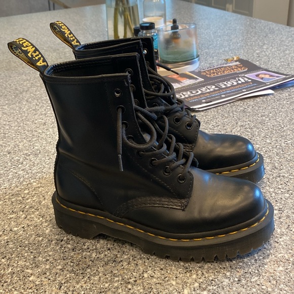 Dr. Martens 1460 Originals 8-Eye, Unisex, Soft Toe, Slip Resistant, 6 Inch Boot - Picture 2 of 8